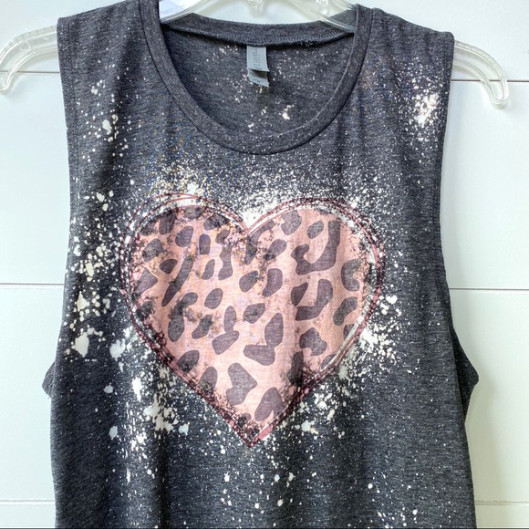 Tops - Leopard heart distressed graphic tee muscle tank